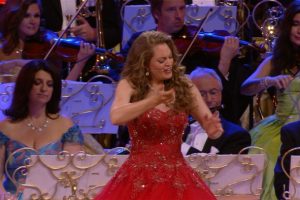 [BDŷݳ][СŷԼ˹˹ ˹ Andr Rieu and His Johann Strauss OrchestraFalling in Love C Live in Maastricht][ISO 41.2G]][ٶ]