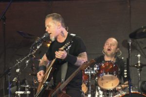 [BDŷݳ][Metallica Orgullo Pasion y Gloria 2009][BDMV 37.7G][ٶ]